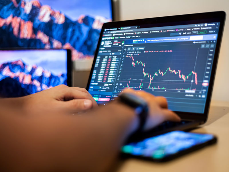 Understanding Forex Prop Trading Firms Opportunities and Challenges 1744156907